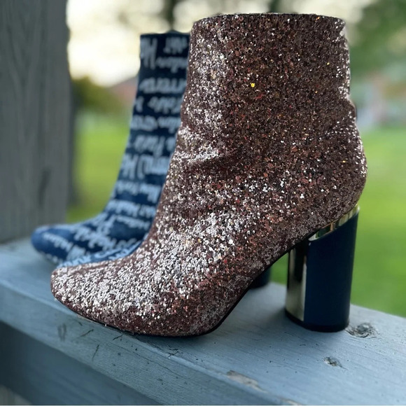 YOKI Willen Rose Gold Glitter Denim Graffiti Cylinder Heel Zip Ankle Boot 7 WILD - Picture 3 of 14